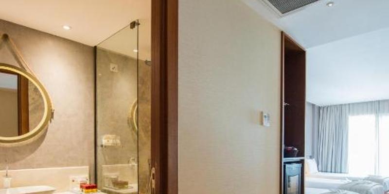 room_2a0ea779-9b05-4e0d-8430-196a1dfd6451.jpg