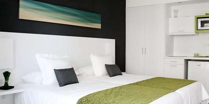 room_1f2468cb-2c81-49a1-b951-42f0c90226b5.jpg