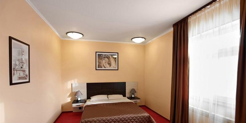 room_744f9040-050c-400a-a2d8-8a5d8479cbd2.jpg