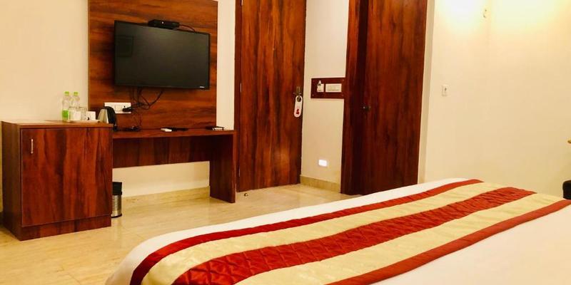 room_0cc9cbec-d8c6-41b2-83cb-3eff702584bc.jpg