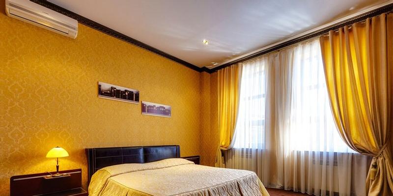 room_e080a6a6-9df2-4140-bd37-331d9c98cd19.jpg