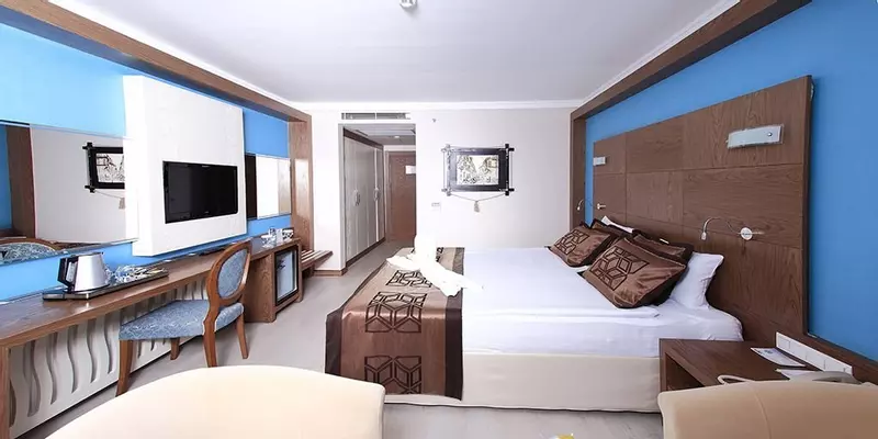 room_8fc1a79d-ba9d-4cfd-b6ec-b527d8de0efd.jpg