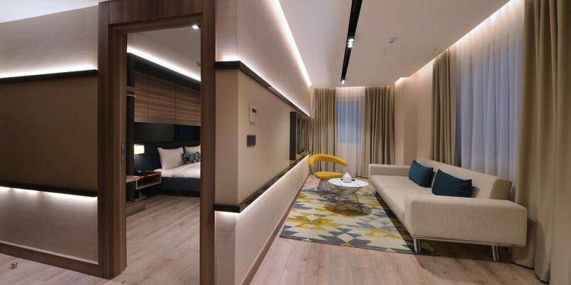 room_19ad4aef-bb79-4e5b-8435-7e5c70013153.jpg