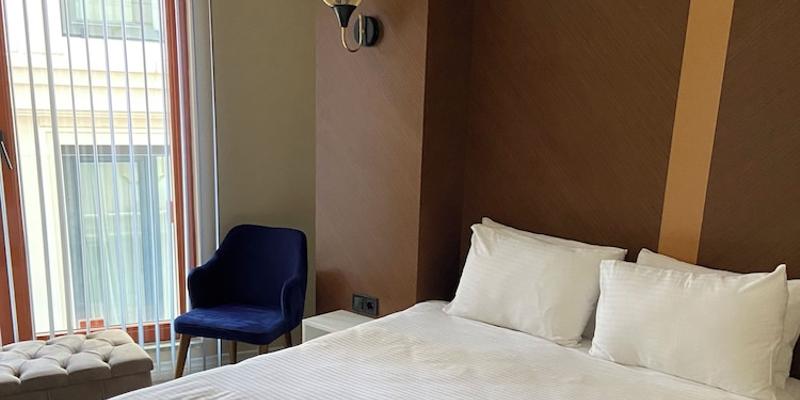 room_e6abafbb-d9a5-4722-b3fe-081ca1f45caa.jpg