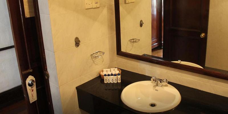 room_96eb3805-a2e2-4530-b543-3e69e93e46bd.jpg