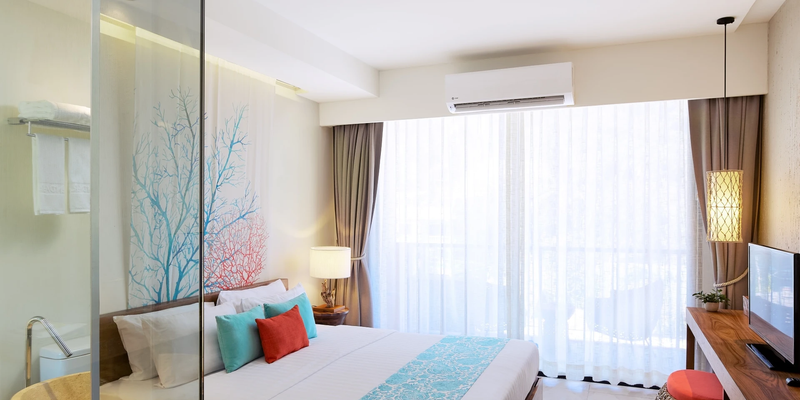 room_5a76679d-6a0e-4d0e-82fd-4319bec65782