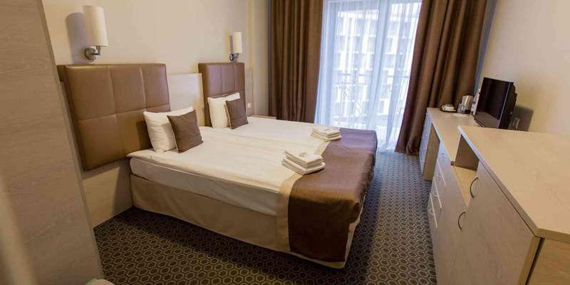 room_b06a1e8f-0634-4e06-877a-a4da360a7b79