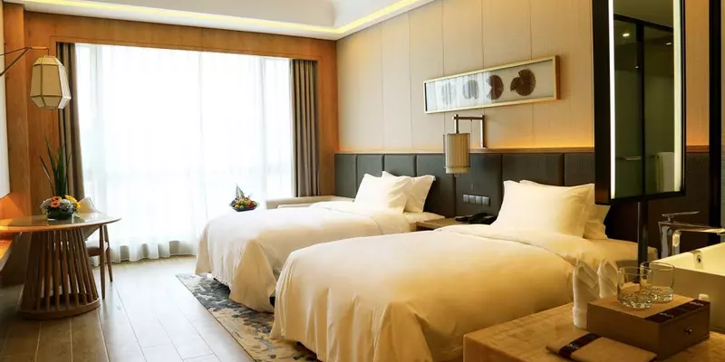 room_5f7384be-3abc-43e2-9d1f-c36a9e1b977c