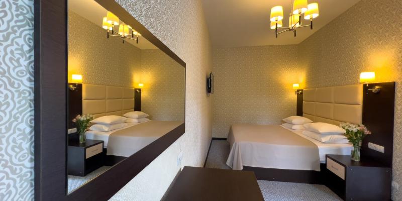 room_4e24321d-262d-43ad-8fc9-2f547d298ca5