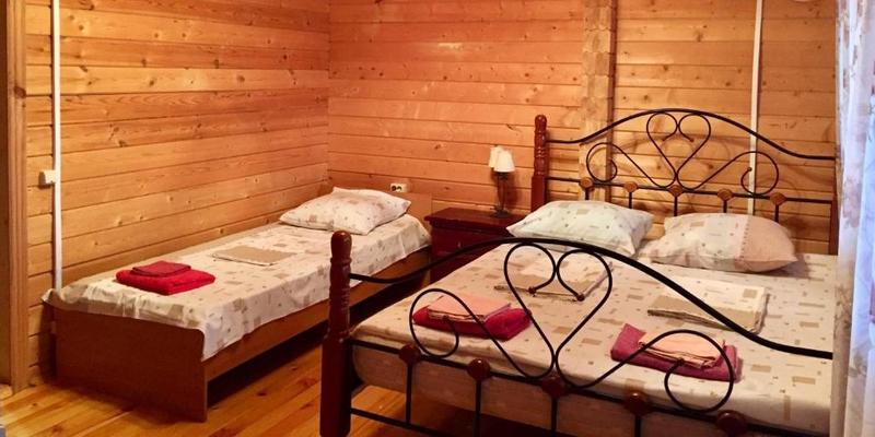 room_0be66094-a97f-4f00-b5cc-fc393e0094e3